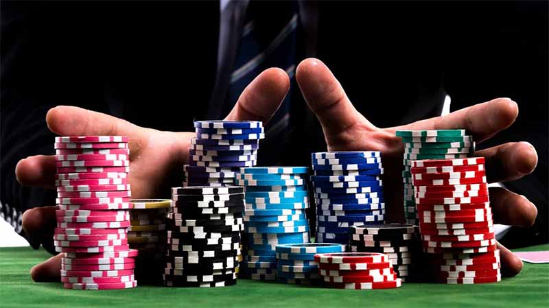 Fold trong Poker là gì? Hướng dẫn cách chơi và chiến thuật hợp lý