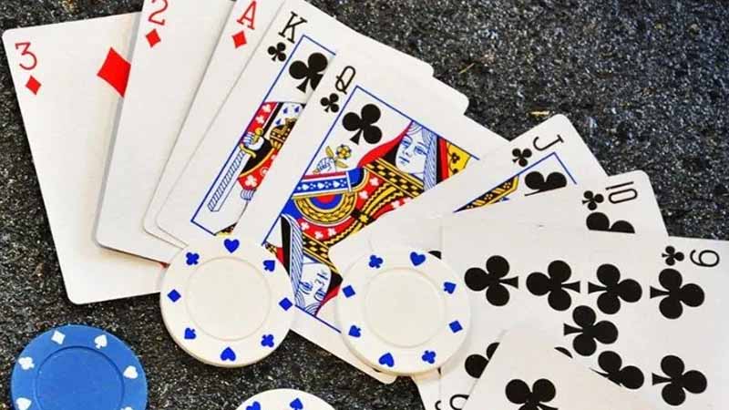 Liêng có chơi đồng chất không? Giải thích chi tiết giúp bạn hiểu đúng luật