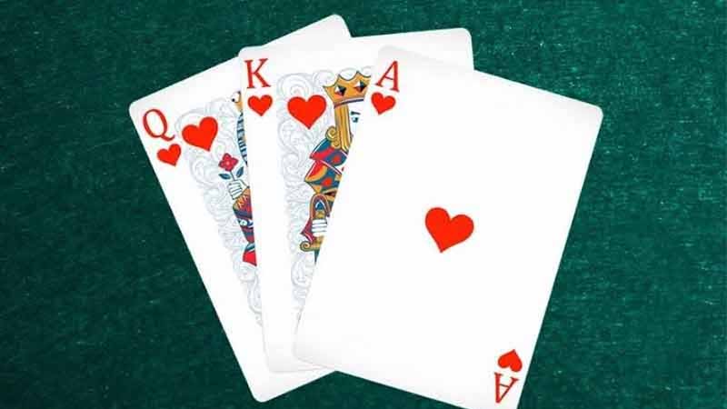 Luật liêng có chơi QKA không? Bật mí quy tắc chuẩn và những hiểu lầm phổ biến