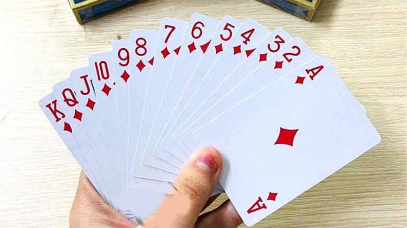 Mậu binh đồng hoa là gì? Hướng dẫn nhận biết, luật tính và mẹo chơi chuẩn chuyên gia